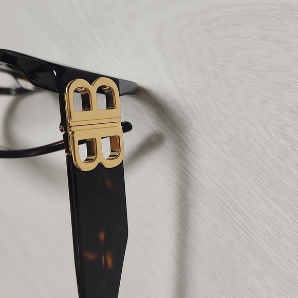 Balenciaga Frame - Picture 2 of 7